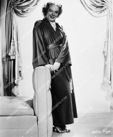 Alice Faye in her robe film On the Avenue 2121-13