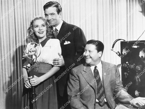 Alice Faye John Payne Jack Oakie film The Great American Broadcast 2122-33