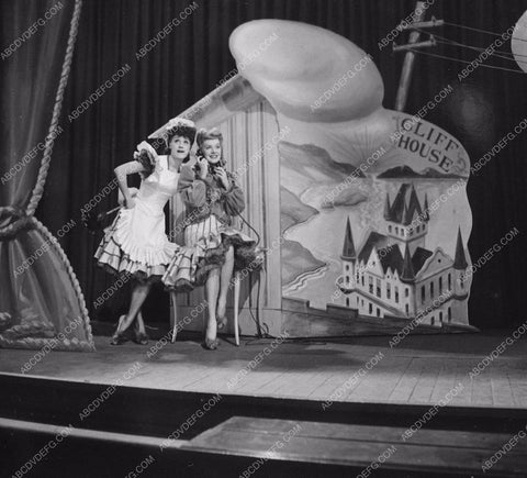 Alice Faye June Havoc Hello Frisco Hello 2124-04