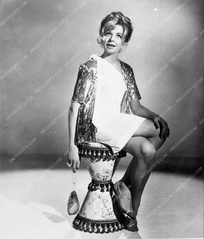 Susannah York seated cute portrait 2176-35