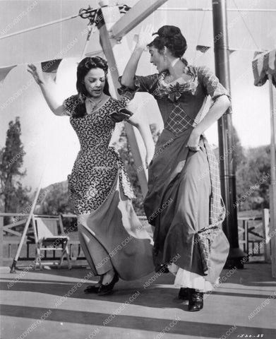 Ava Gardner Kathryn Grayson musical dance sequence Showboat 2177-18