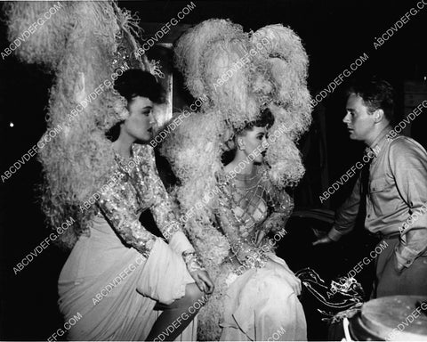 Katharine Booth Natalie Draper Van Johnson on set film Ziegfeld Follies 2196-31