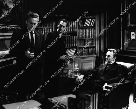 Van Johnson Peter Cushing film The End of the Affair 2197-34