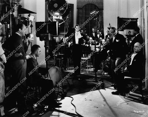 Robert Montgomery Edmund Goulding Norma Shearer on set film Riptide 2201-09