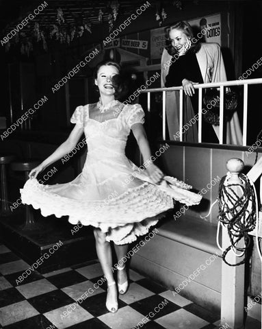 candid June Allyson Joan McCracken on set film Good News 2223-07