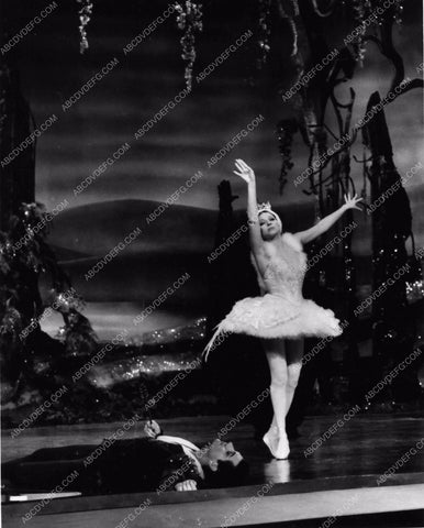 Barbra Streisand ballerina scene Funny Girl 2229-19