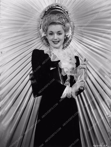 Anne Shirley fantastic portrait cool background 2229-35