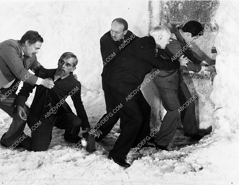 Boris Karloff Roger Pryor film The Man with Nine Lives 2256-28