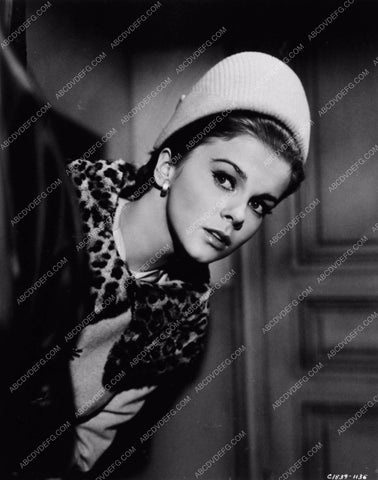 Ann-Margret portrait 2310-16