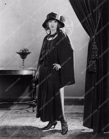Mary Miles Minter full length fashion portrait fantastic 2328-01