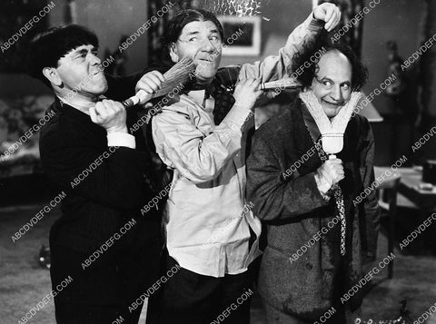 3 Stooges Moe Larry Shemp break out the whisk brooms 2334-05