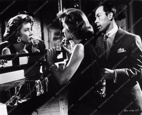 Gloria Grahame Lee Marvin scene film noir The Big Heat 2339-30