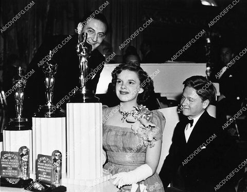 Guy Lombardo Judy Garland Mickey Rooney at Academy Awards 2351-04
