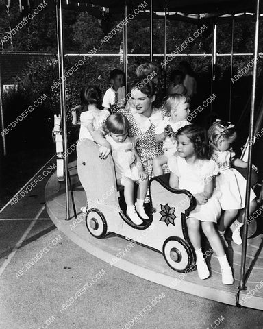 Judy Garland host kid party her niece Linda Hope Ronnie & Donnie Ameche Rich Nichols Dan Topping 2351-16