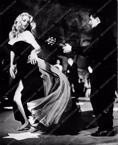 Anita Ekberg sexy dance number from La Dolce Vita photo 2363-10