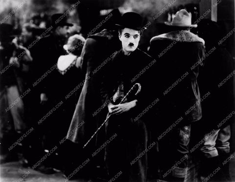 Charlie Chaplin classic tramp photo from The Gold Rush 2363-35