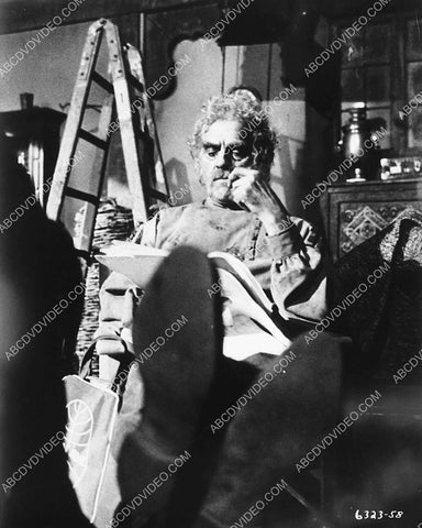 candid Boris Karloff going over the script film Black Sabbath 2374a-10