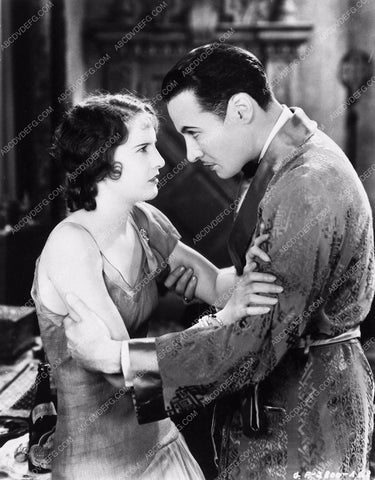 Barbara Stanwyck Rod LaRocque The Locked Door 2506-03