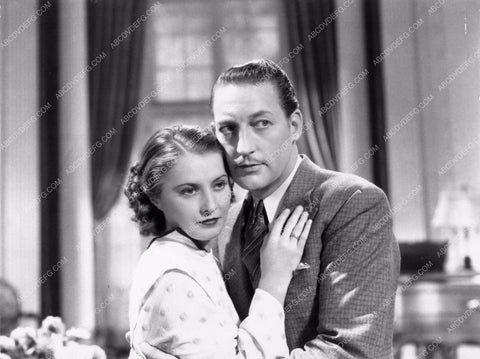 Barbara Stanwyck Warren William embracing The Secret Bride 2507-08