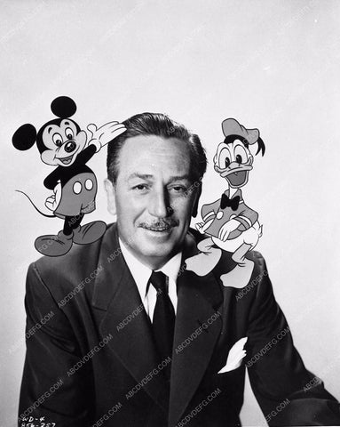 Walt Disney portrait with Mickey and Donald 2715-36