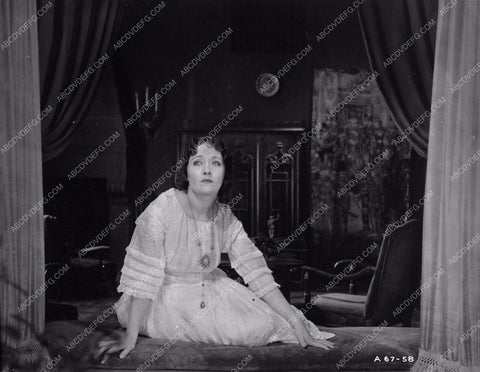 Gloria Swanson film scene 2730-01