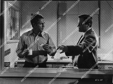 Steve McQueen Robert Vaughn film Bullitt 2754-10
