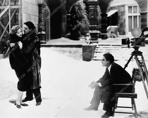 director Clarence Brown on set w Greta Garbo John Gilbert silent film Flesh and the Devil 2778-13