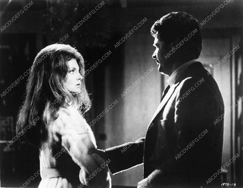 James Garner Gayle Hunnicut film Marlowe 2864-14