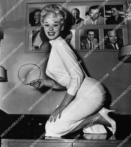 2883-026 shapely sexpot Joan Vohs showing off her butt film Sabrina 2883-026