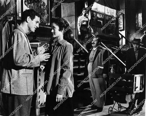 2883-031 Paul Newman, Pier Angeli film Somebody Up There Likes Me 2883-031
