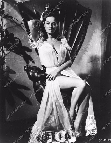 sexy Luciana Paluzzi showing off her legs 2886-19