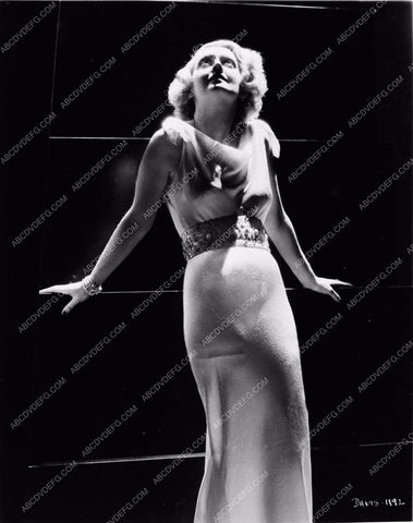 Bette Davis full length fashion portrait 2908-15