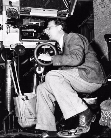 director Robert Z Leonard behind the scenes May Time 2949-08