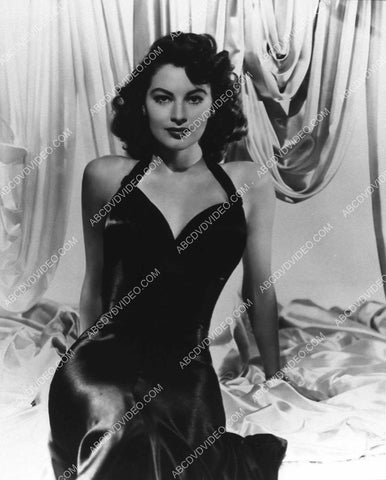 beautiful Ava Gardner portrait 2996-14