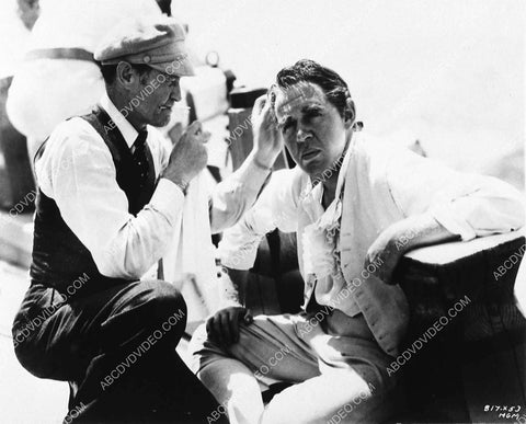 candid Charles Laughton gets makeup touch up on set film Mutiny on the Bounty 3051-14