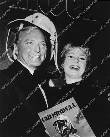 candid Jack Cassidy Shirley Jones attend Cromwell film premiere 3077-04