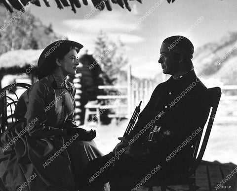 Paula Raymond Robert Taylor film Devil's Doorway 3098-10