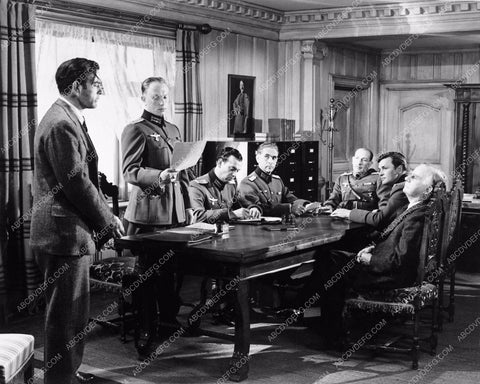 Cedric Hardwicke Peter Van Eyck film The Moon Is Down 3180-08