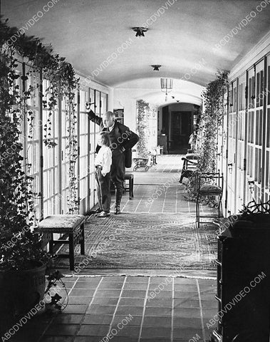 Cecil B. DeMille & grand daughter 3202-33