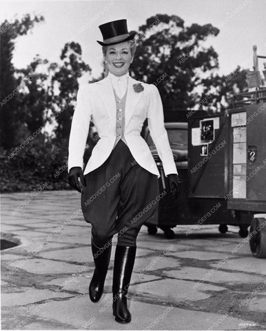 Lana Turner top hat jodpers behind the scenes MGM Merry Widow 3212-23