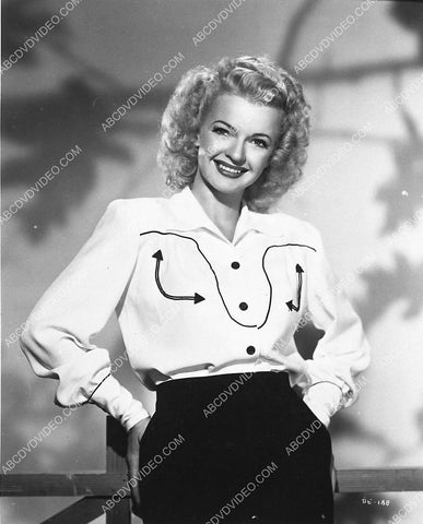 beautiful Dale Evans portrait 3246-26