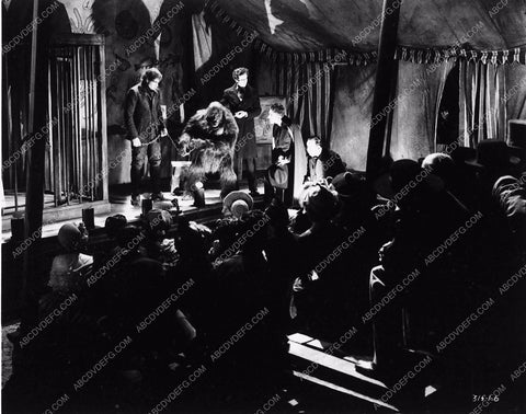 Bela Lugosi and ape classic horror film Murders in the Rue Morgue 3267-24