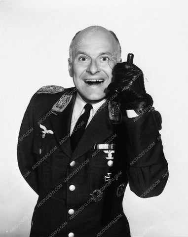 Werner Klemperer Colonel Klink TV show Hogan's Heroes 3355-25