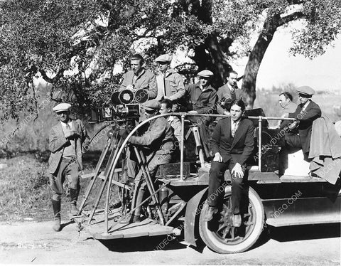 director Phil Rosen w crew & movie camera on location MGM silent film Heaven on Earth 3364-03