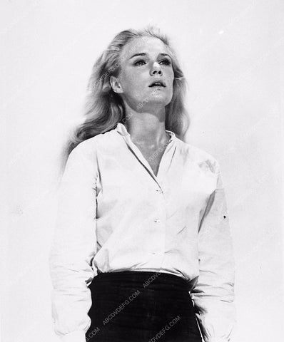 Yvette Mimieux portrait 3406-12