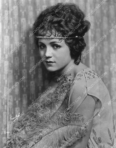 silent star Gladys Walton portrait 3439-28