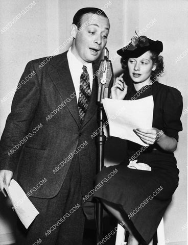great candid Phil Baker Lucille Ball do radio broadcast 3533-28