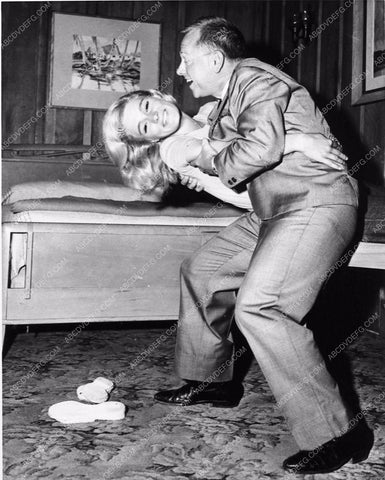 Yvette Mimieux Mickey Rooney film Platinum High School 3543a-04
