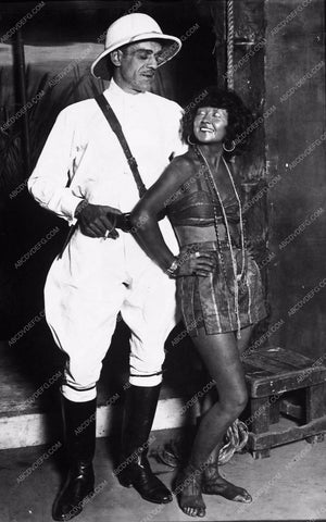 Boris Karloff in Konga on stage 3591-22