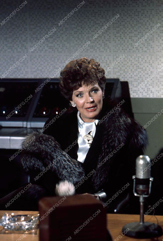 Polly Bergen giving an interview maybe 35m-804